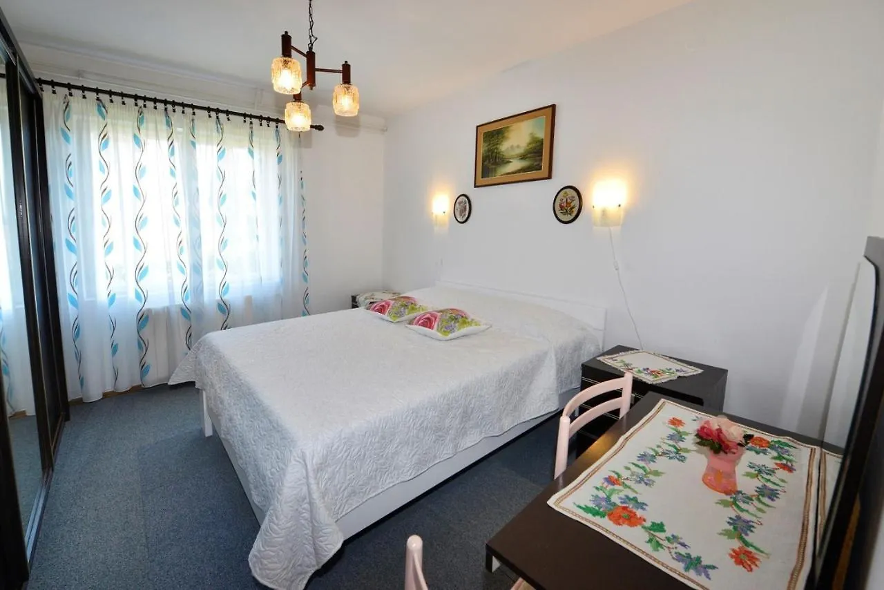 Apartment Complex Nevia 포레치 크로아티아