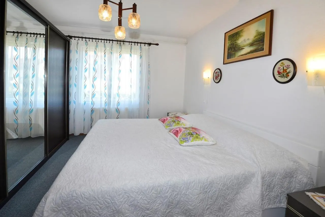 게스트하우스 Apartment Complex Nevia 포레치